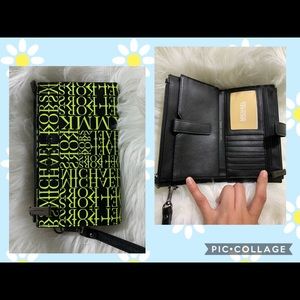 ‼️NEW Michael Kors Smartphone Wallet